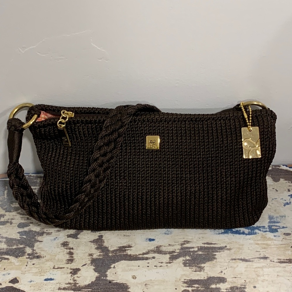 LINA crocheted /knit hand bag